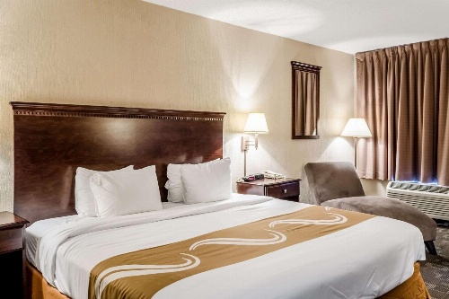 Quality Inn Moss Point image 2